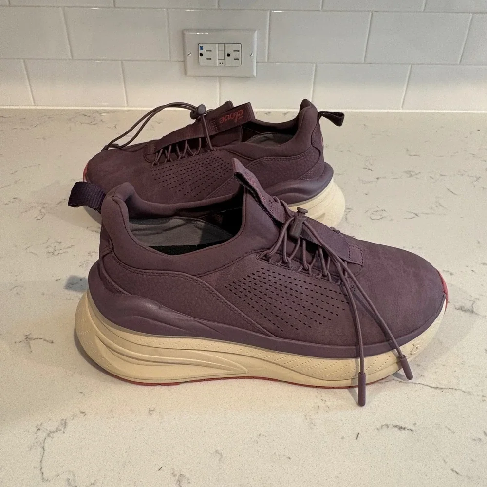 Clove supercush sneakers